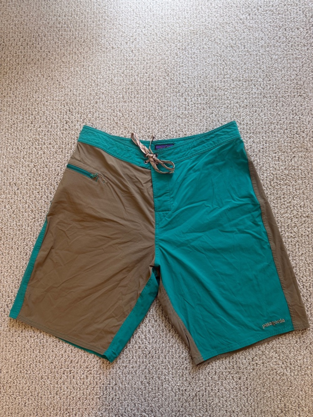 Patagonia Men’s Teal & Brown Colorblock Swim Board Shorts